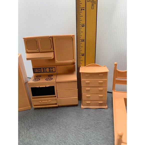 Vintage Mini Dollhouse Furniture Set Bedroom & Kitchen Brown - Picture 10 of 14